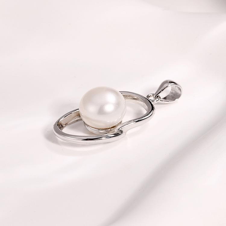 Simple Cultured Freshwater Pearl Pendant Charm - Image 4