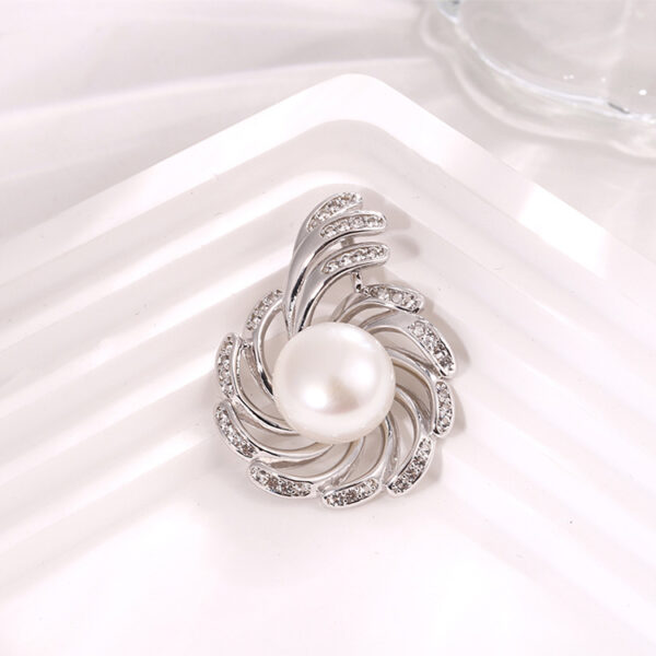 Swirl Design Sterling Silver Pearl Pendant - Image 5