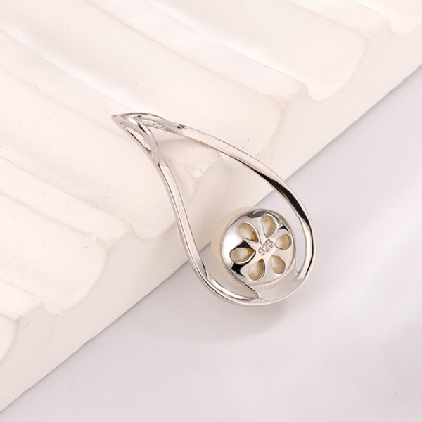 Teardrop Sterling Silver Freshwater Pearl Pendant - Image 5