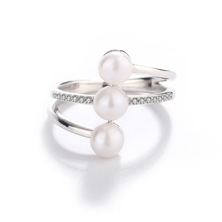 3 Pearls Sterling Silver Ring - Image 3