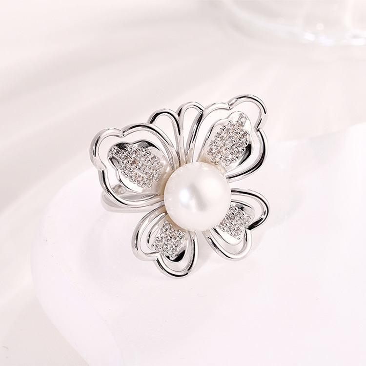 Pearl Butterfly Ring With Stones - Image 5