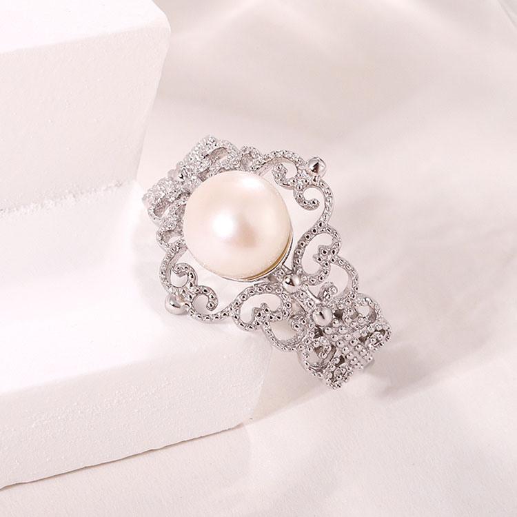 Vintage Ornate Pearl Statement Ring - Image 5
