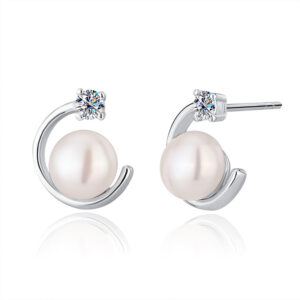 Simple Pearl Stud Earrings with Zircon