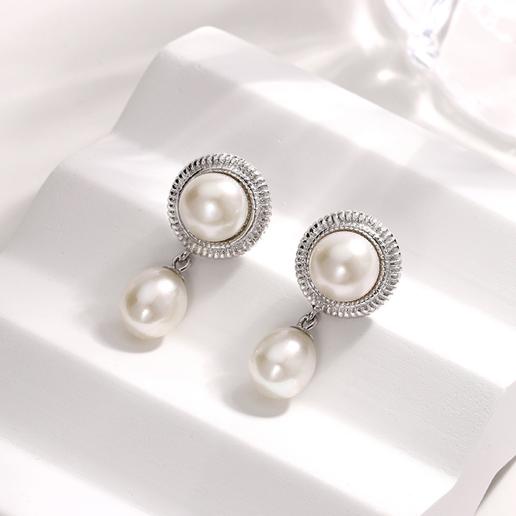 Double Round Freshwater Pearl Drop Earrings - Image 4