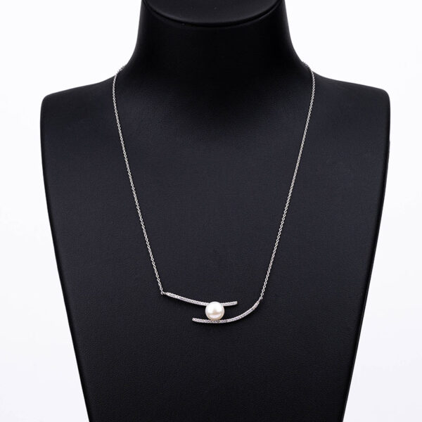 Curved Sterling Silver Pearl Necklace - Image 2