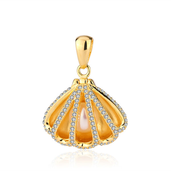 Seashell Single Pearl Gold Pendant