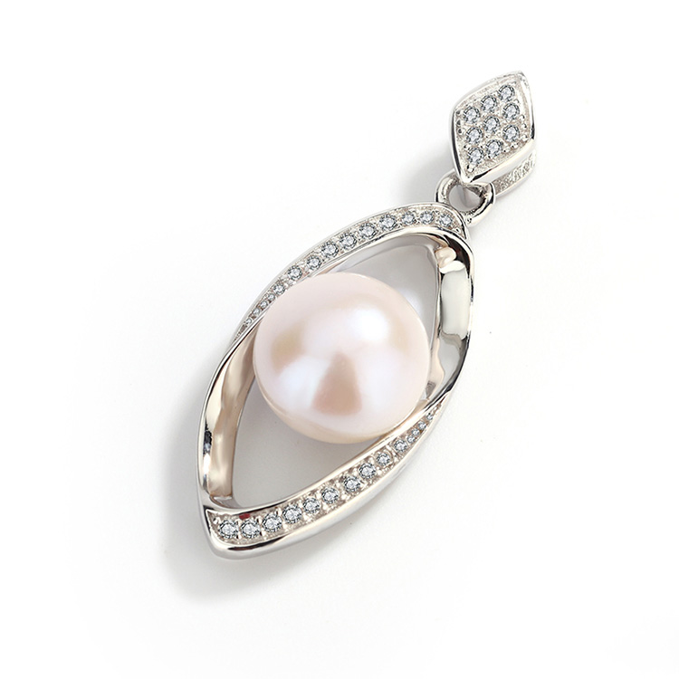Marquise Shaped Women's Pearl Pendant - Image 3