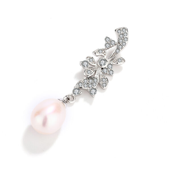 Wholesale Leaves and Petals Freshwater Pearl Pendant - Image 3