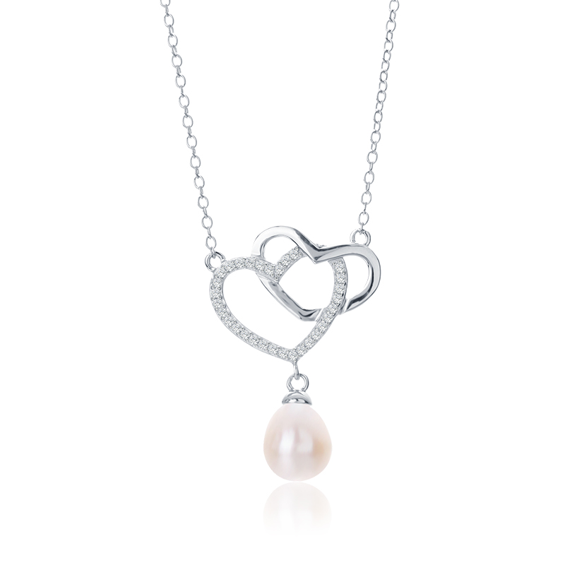 Pearl Necklace with Two Interlocking Hearts